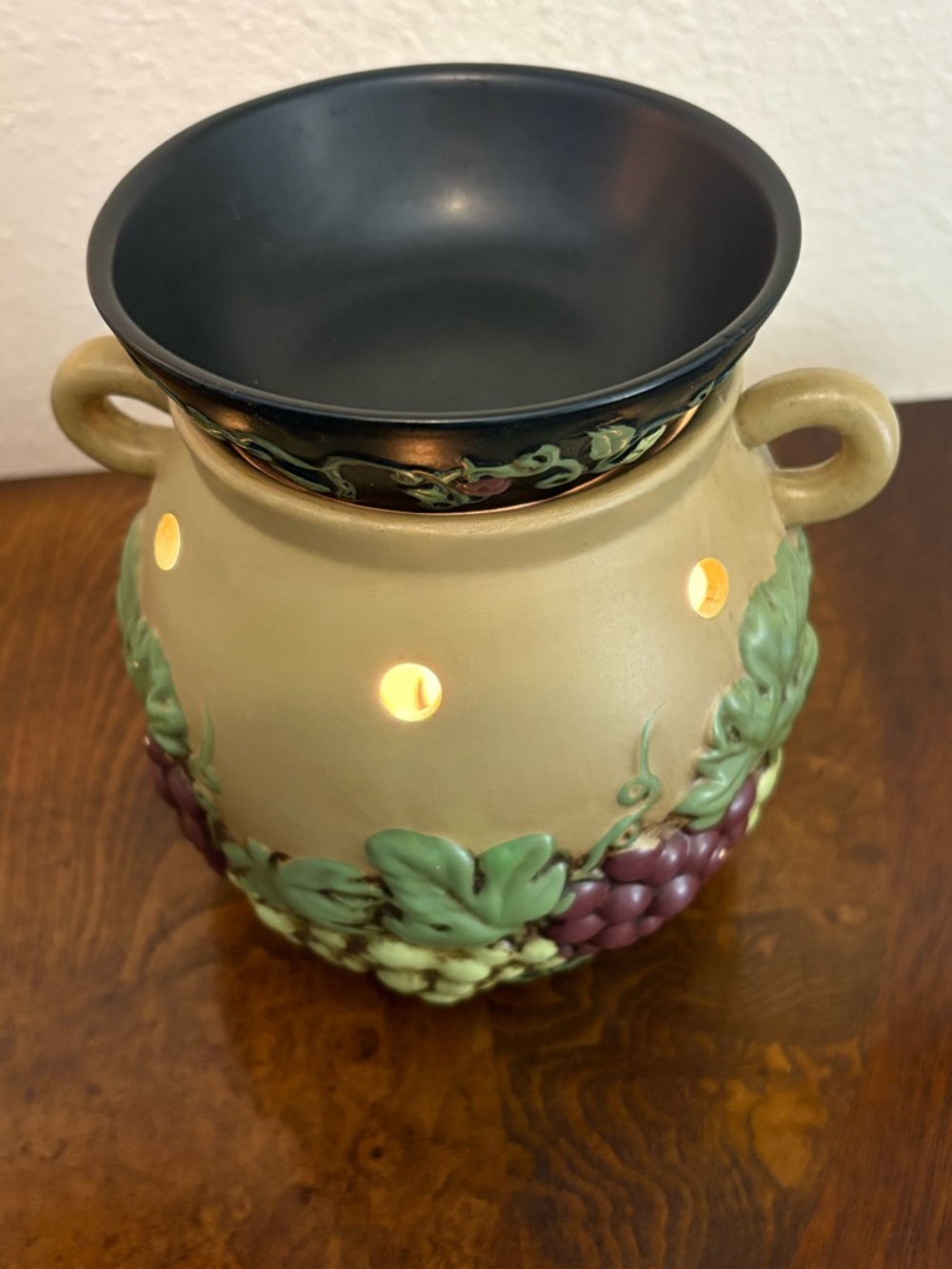 Grape-Embellished Ceramic wax Warmer in Beige, Green & Purple